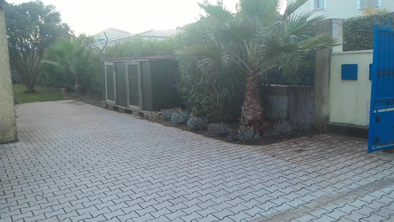 Petit Studio Au Calme Villa La Crau Exteriör bild