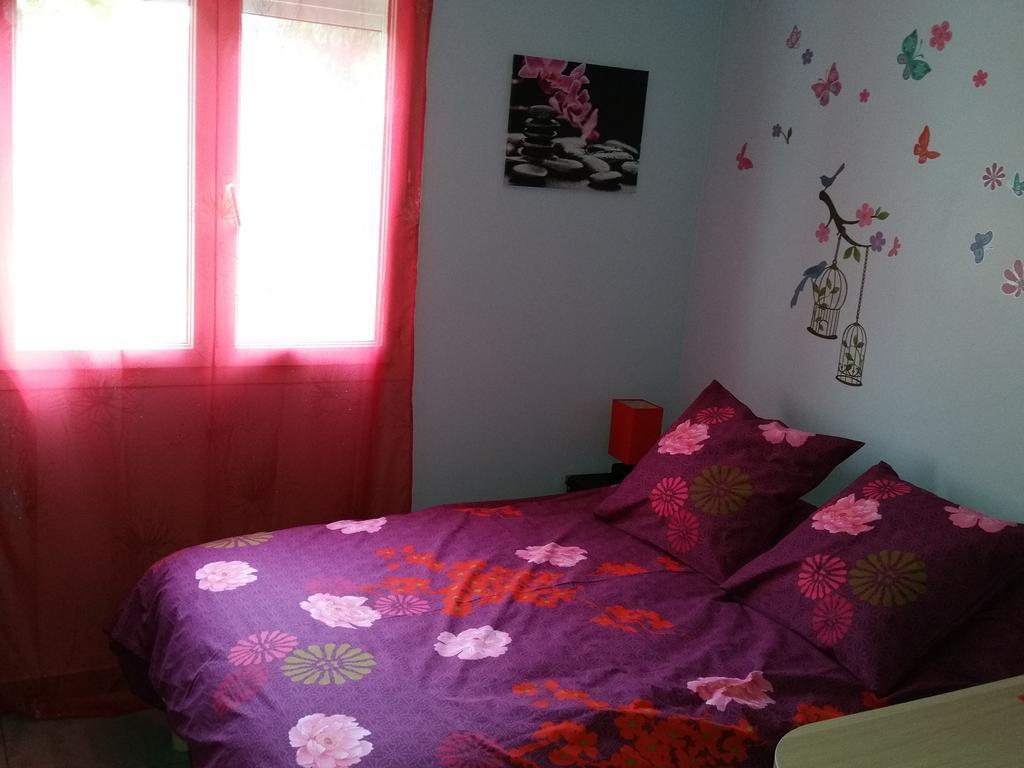 Petit Studio Au Calme Villa La Crau Exteriör bild